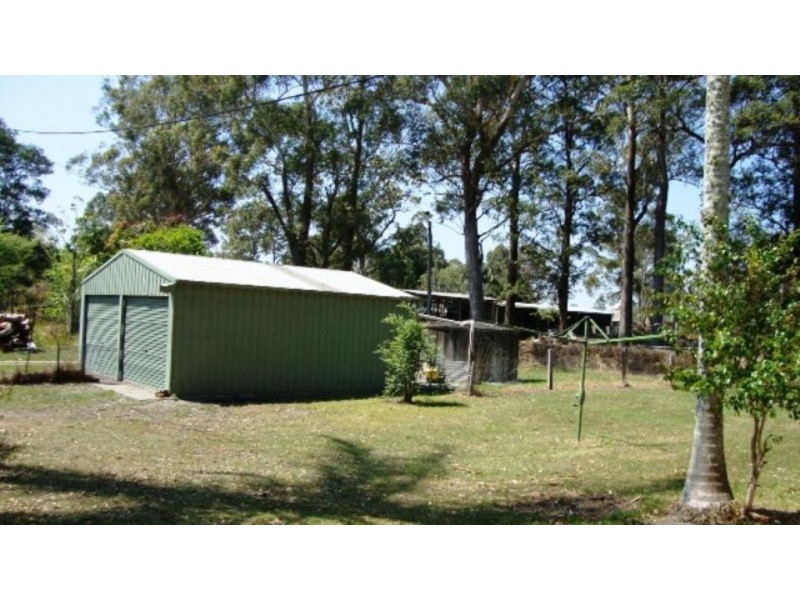 70 RIVERSIDE DRIVE, North Shore NSW 2444