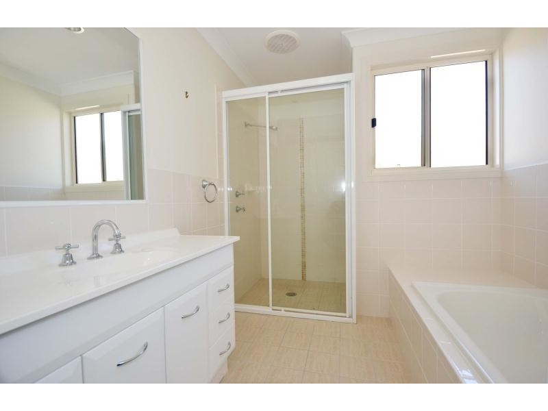 2/36 LAKE ROAD, Port Macquarie NSW 2444