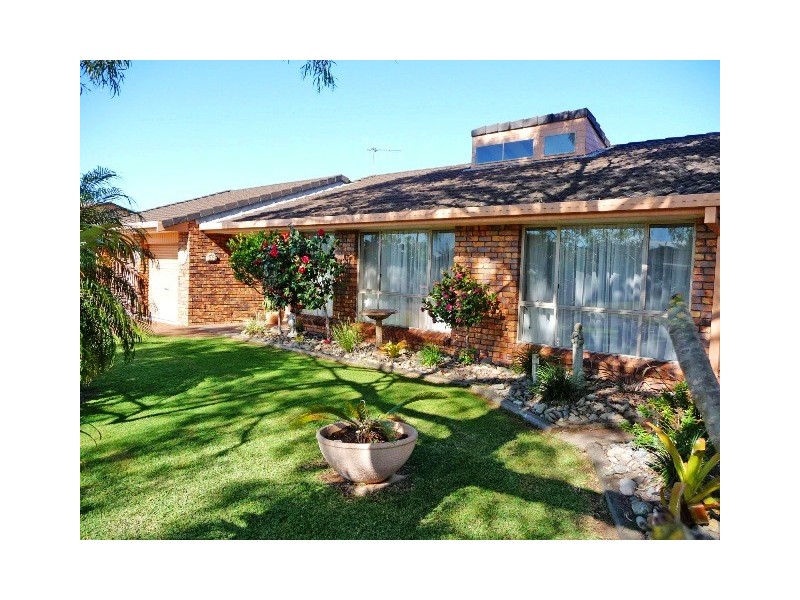 24 Laguna Place, Port Macquarie NSW 2444