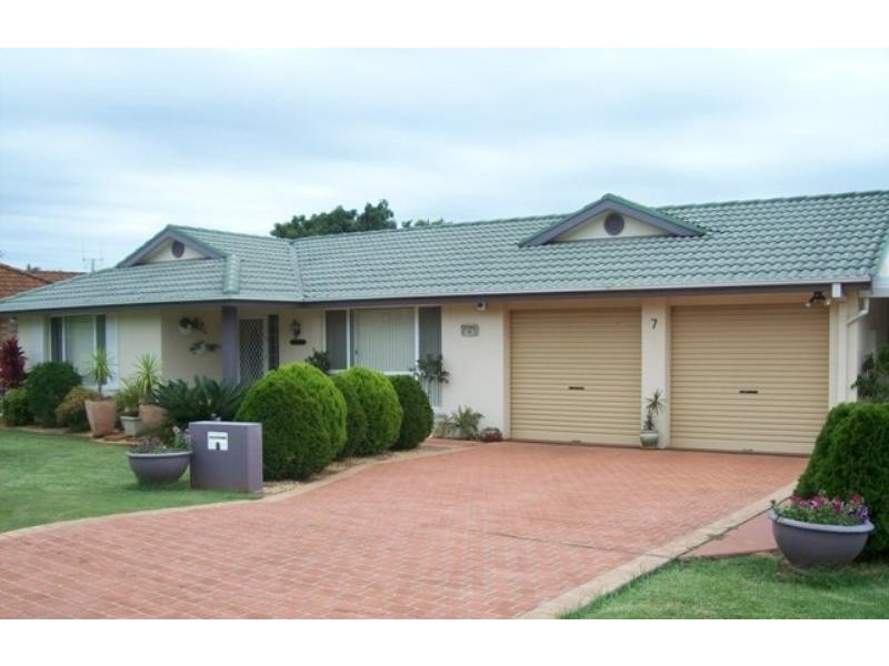 7 JONAS ABSALOM DRIVE, Port Macquarie NSW 2444