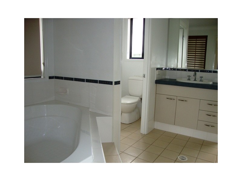 56 Riverbreeze Drive, Wauchope NSW 2446