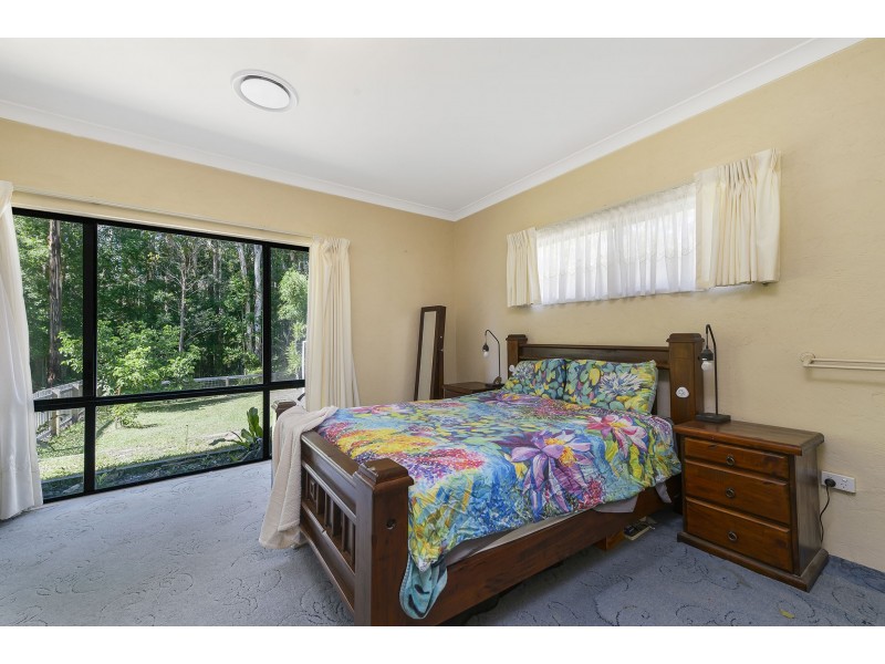 120 McMillan Drive, Blackmans Point NSW 2444