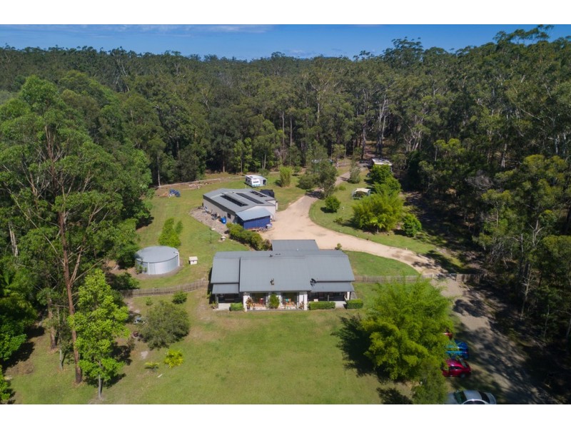 120 McMillan Drive, Blackmans Point NSW 2444