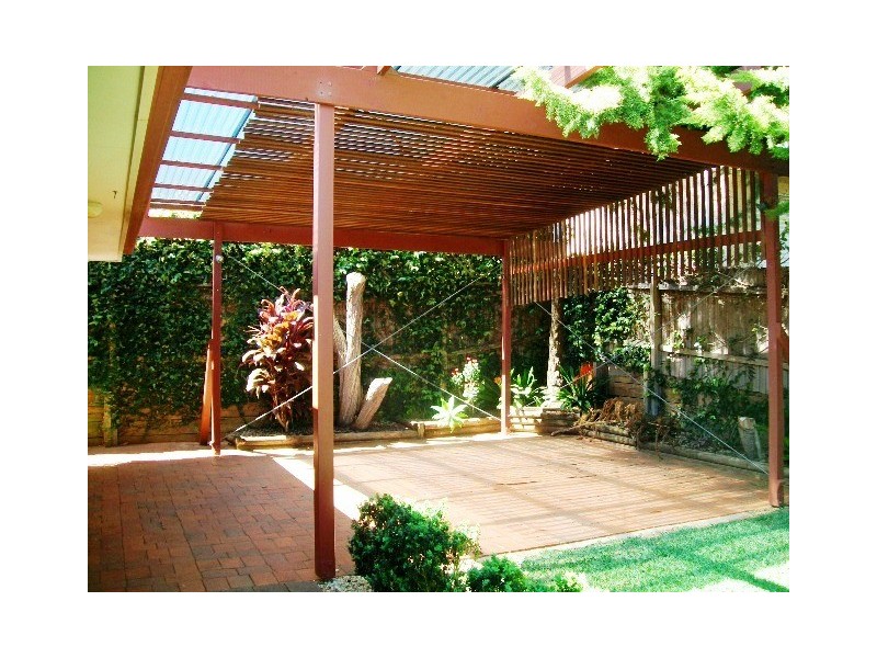 76 BURRAWONG DRIVE, Port Macquarie NSW 2444