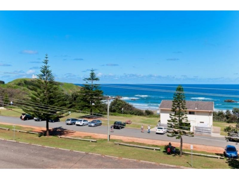 2/39 MATTHEW FLINDERS DRIVE, Port Macquarie NSW 2444