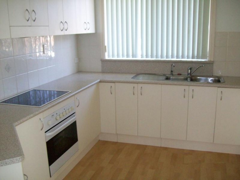 12 DEAKIN CLOSE, Port Macquarie NSW 2444