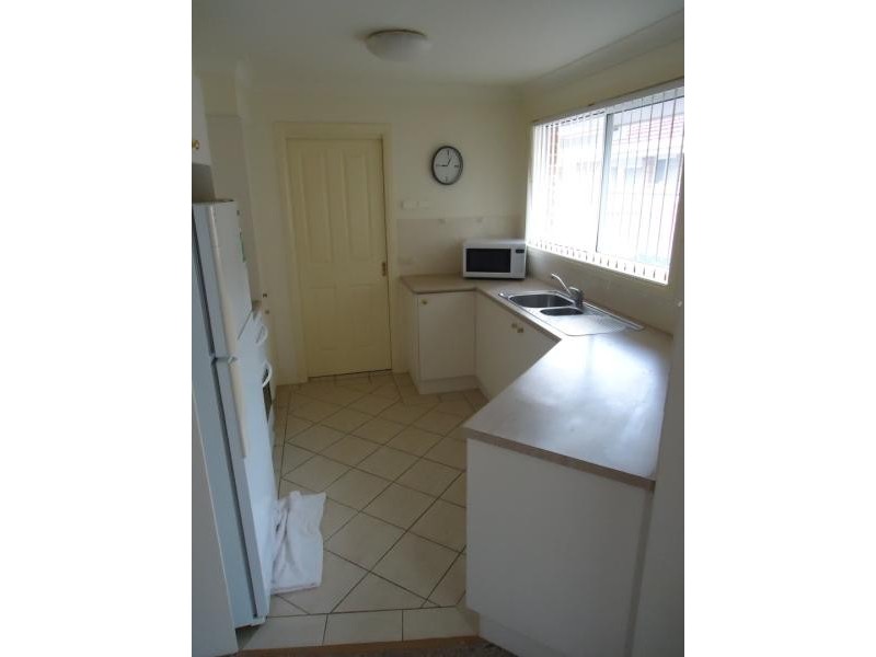 2/11 ANNABELLA DRIVE, Port Macquarie NSW 2444