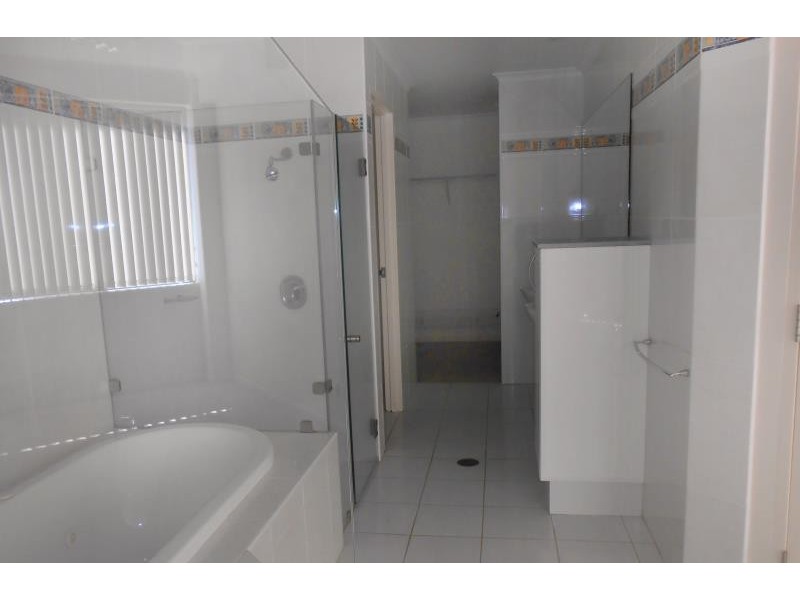 303/72 PACIFIC DRIVE, Port Macquarie NSW 2444