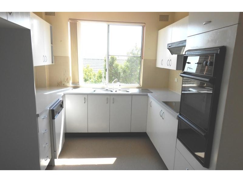 2/10 OXLEY CRESCENT, Port Macquarie NSW 2444