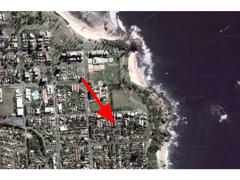 2/10 OXLEY CRESCENT, Port Macquarie NSW 2444