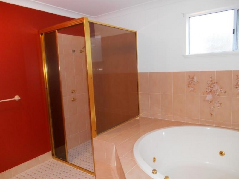 36 LYNDALE AVENUE, Port Macquarie NSW 2444