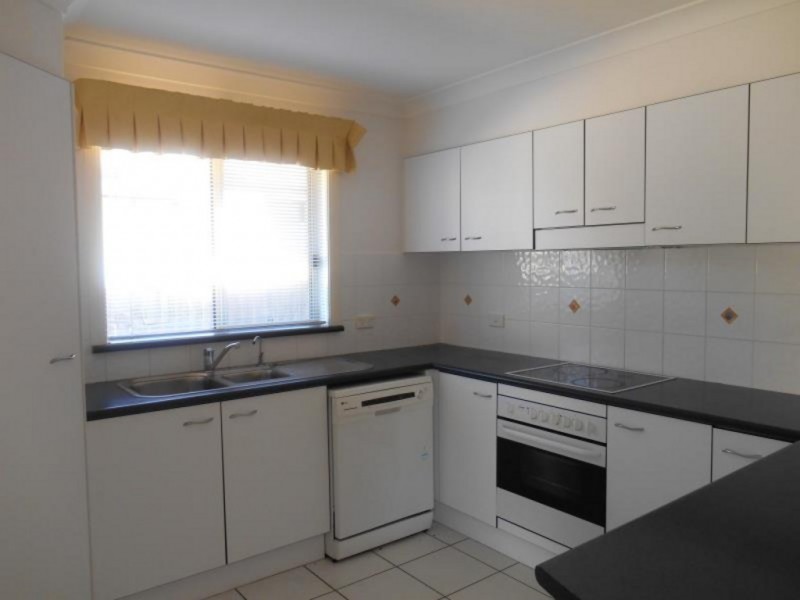 17 DEAKIN CLOSE, Port Macquarie NSW 2444