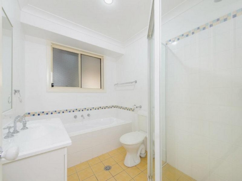 17 DEAKIN CLOSE, Port Macquarie NSW 2444