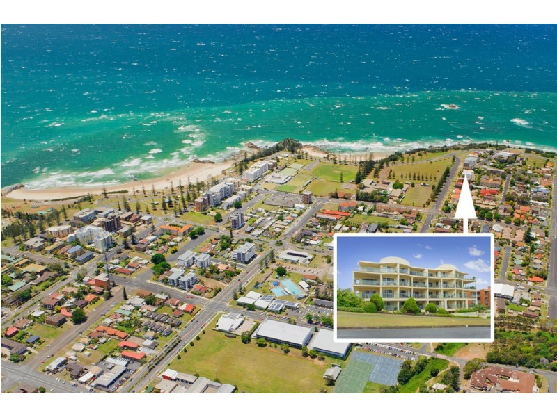 2/18 Burrawan Street, Port Macquarie NSW 2444