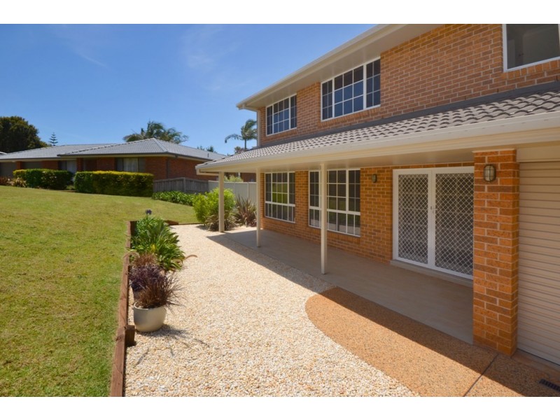 16 Kelvin Grove, Port Macquarie NSW 2444