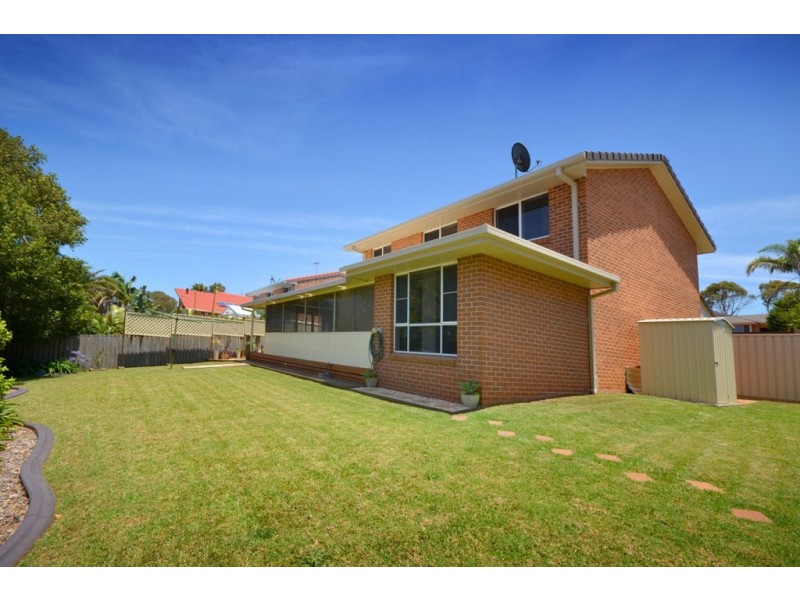 16 Kelvin Grove, Port Macquarie NSW 2444