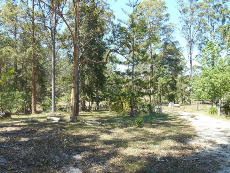 135 OAK RIDGE ROAD, King Creek NSW 2446