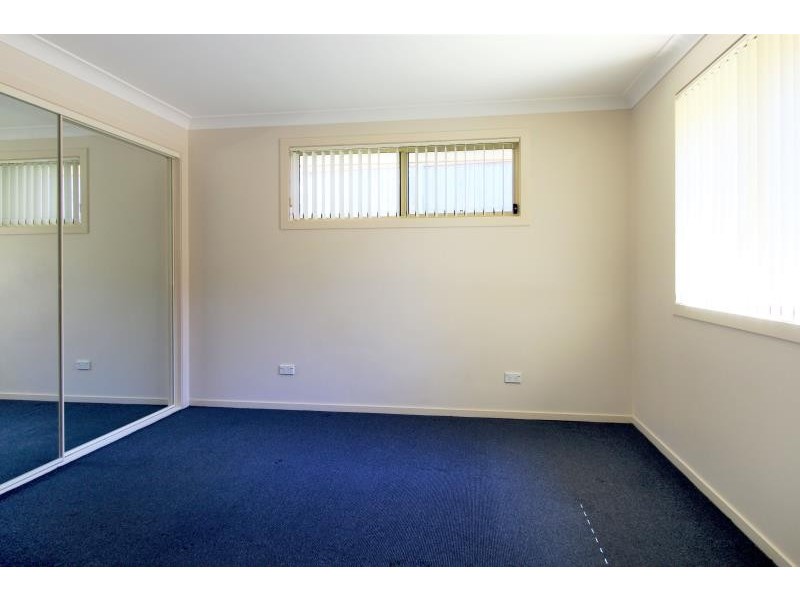 32 DEAKIN CLOSE, Port Macquarie NSW 2444