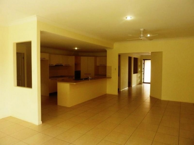 75 AMETHYST WAY, Port Macquarie NSW 2444