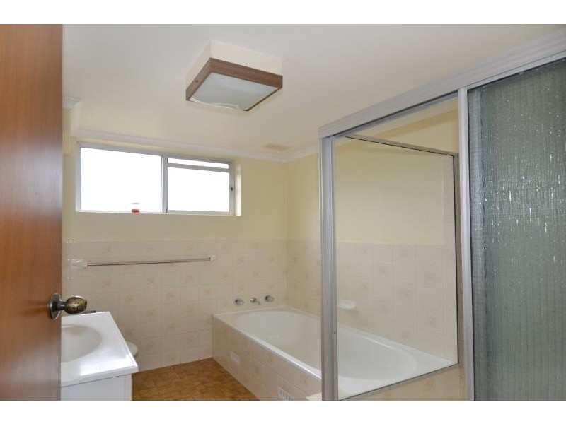 2/10 MALLAWA CRESCENT, Port Macquarie NSW 2444