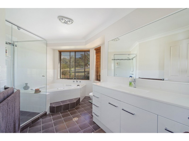 14 Verdale Place, King Creek NSW 2446