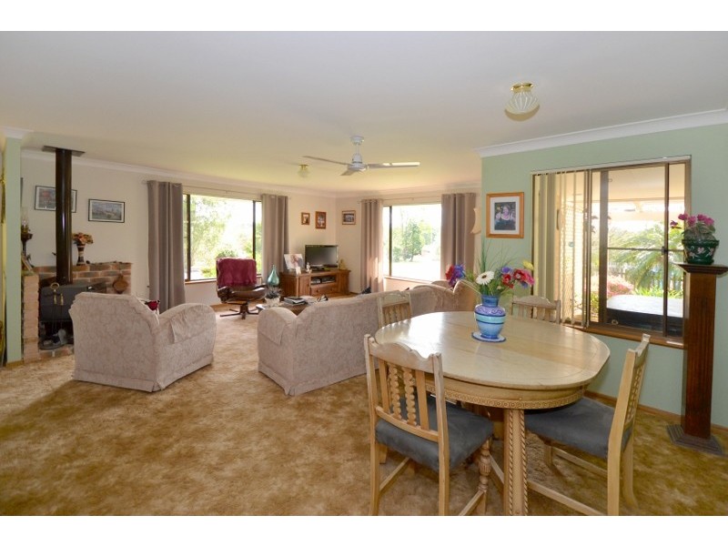 15 Mungara Place, Beechwood NSW 2446