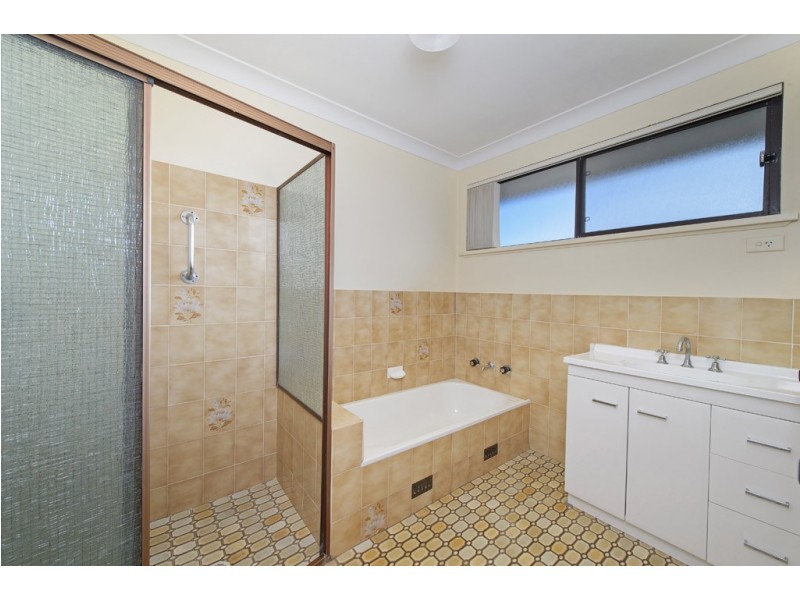 13 Kennedy Drive, Port Macquarie NSW 2444