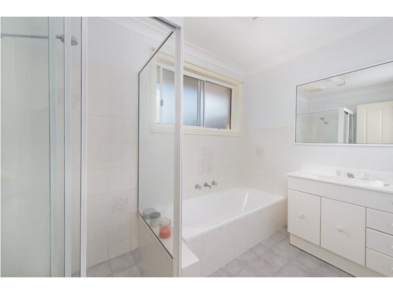 8 Moondara Terrace, Port Macquarie NSW 2444