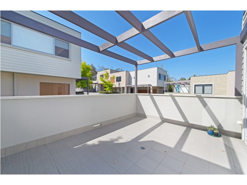 2/76 Bangalay Drive, Port Macquarie NSW 2444