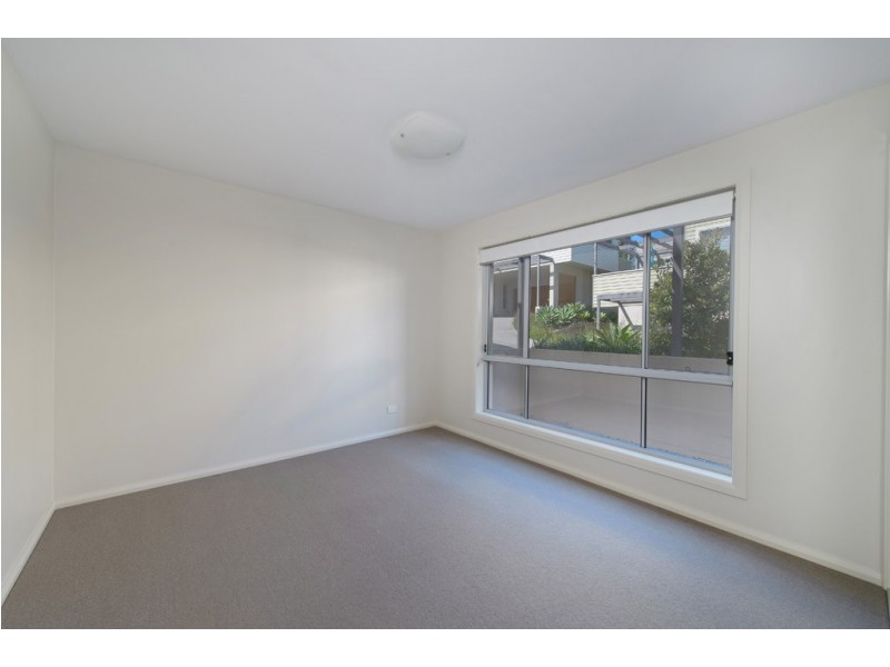 2/76 Bangalay Drive, Port Macquarie NSW 2444