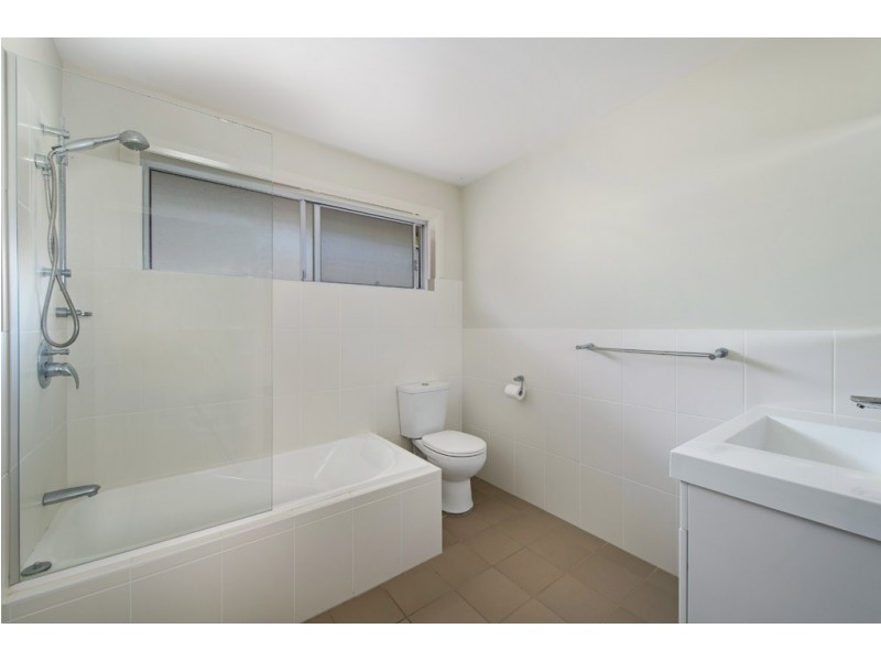 2/76 Bangalay Drive, Port Macquarie NSW 2444