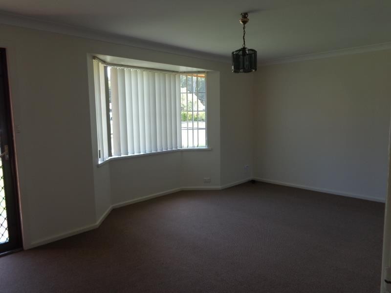 7 BEGONIA PLACE, Port Macquarie NSW 2444