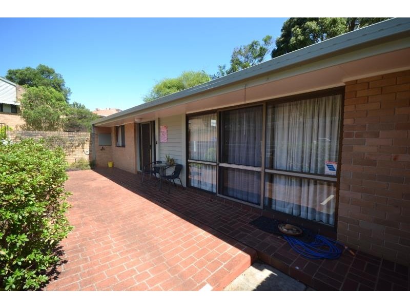 9/64 LAKE ROAD, Port Macquarie NSW 2444