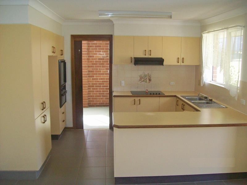 2 CANDELO CLOSE, Port Macquarie NSW 2444