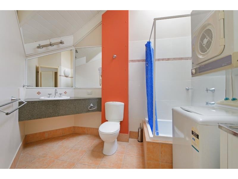 2/156 PACIFIC DRIVE, Port Macquarie NSW 2444