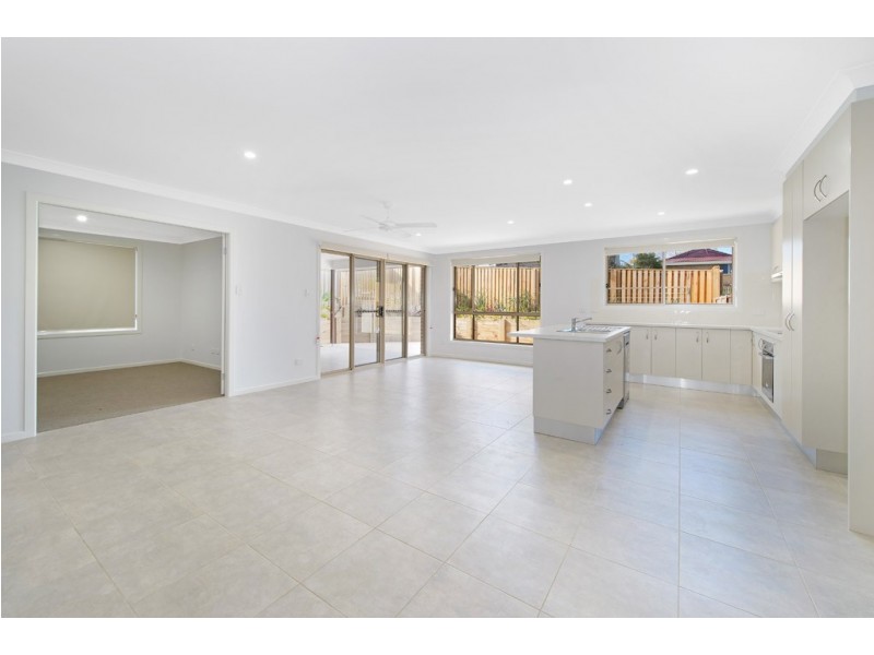 1/2 Syd Hopkins Terrace, Port Macquarie NSW 2444