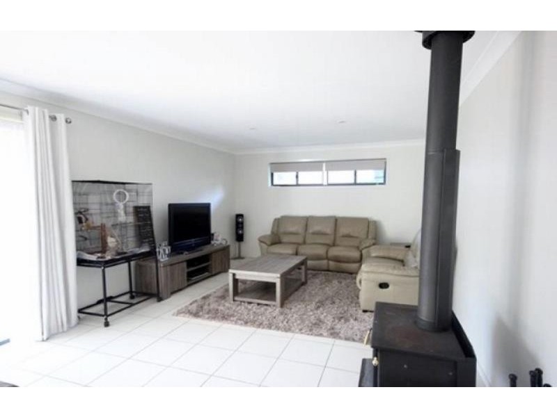 2A RIVERBREEZE DRIVE, Wauchope NSW 2446