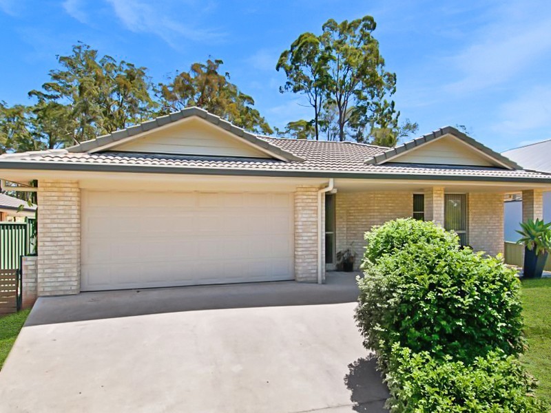 31 Riverbreeze Drive, Wauchope NSW 2446
