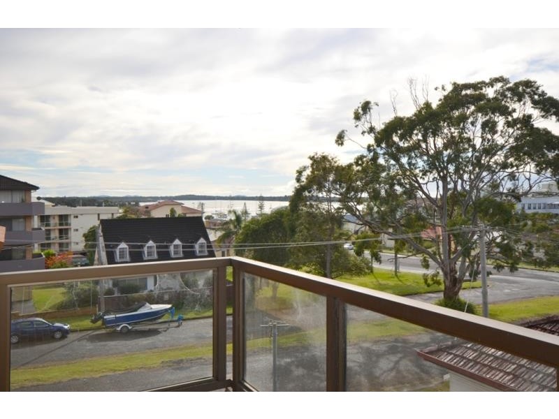4/22 WAUGH STREET, Port Macquarie NSW 2444