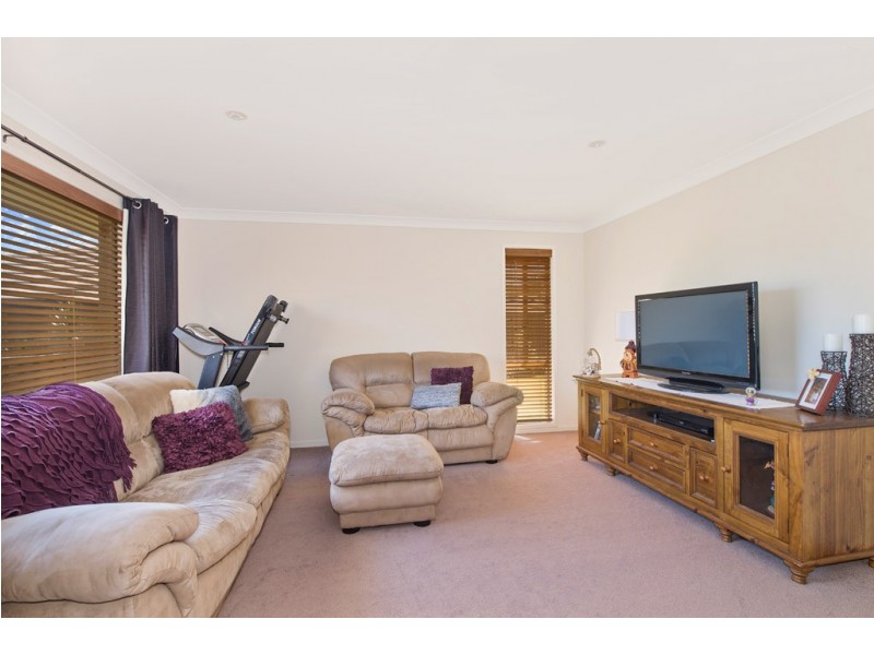 16 Round Oak Close, Port Macquarie NSW 2444