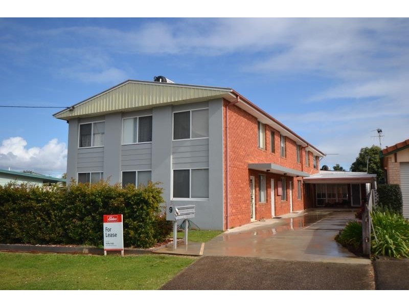 2/9 SEAVIEW AVENUE, Port Macquarie NSW 2444
