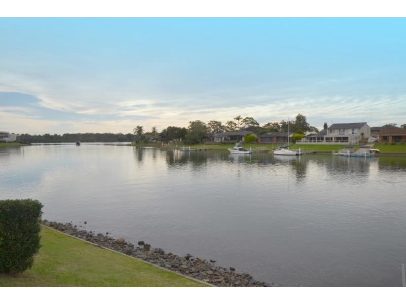 2/21 SIRIUS CLOSE, Port Macquarie NSW 2444