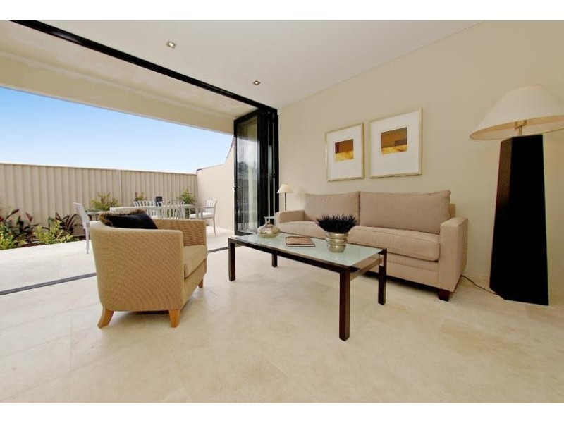 2/108 Garden Street, Maroubra NSW 2035