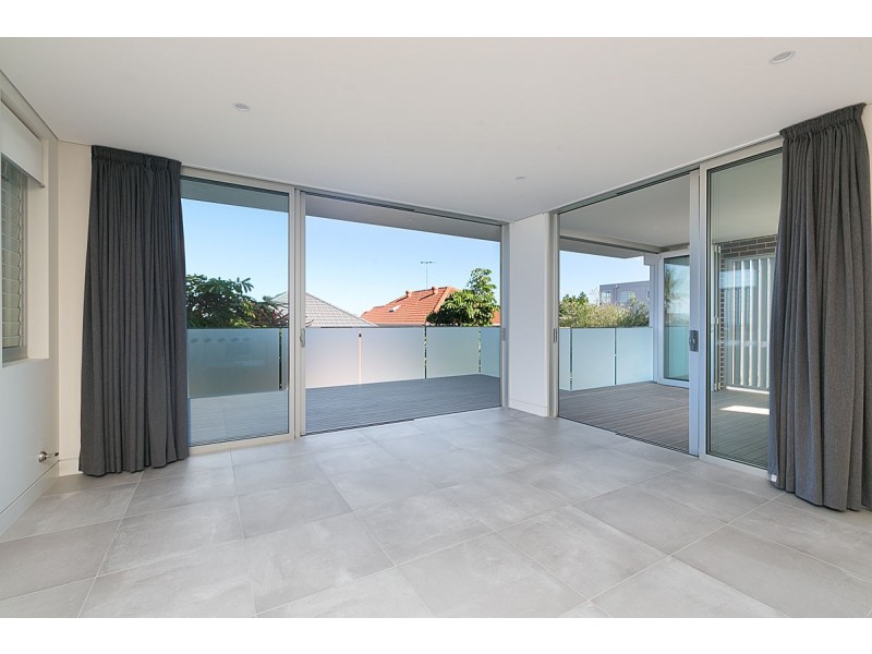 2/17 Melrose Parade, Clovelly NSW 2031