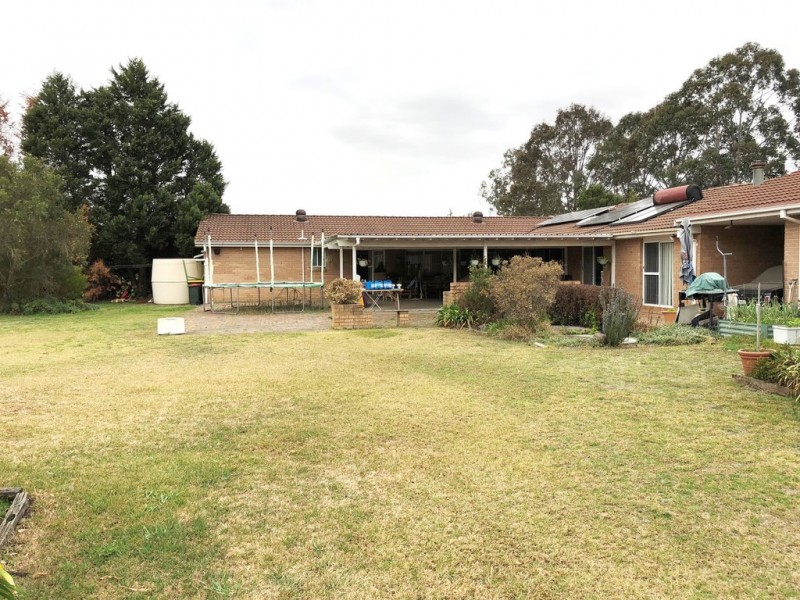 36 Masterfield Street, Rossmore NSW 2557