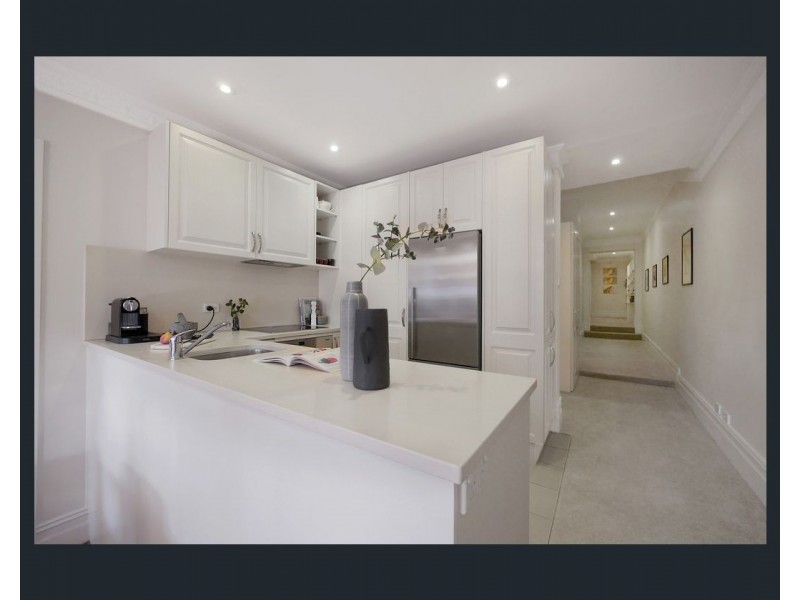 2/4 Tara Street, Woollahra NSW 2025