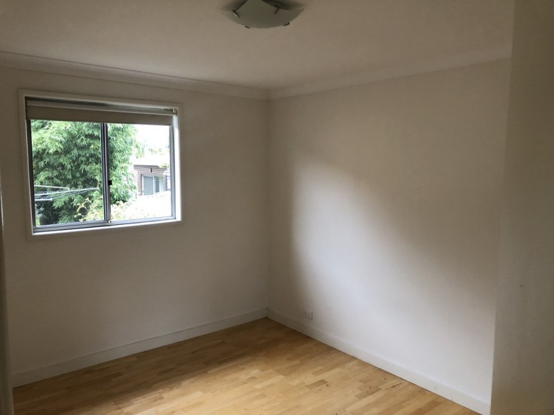 3 Myddleton Avenue, Fairfield NSW 2165