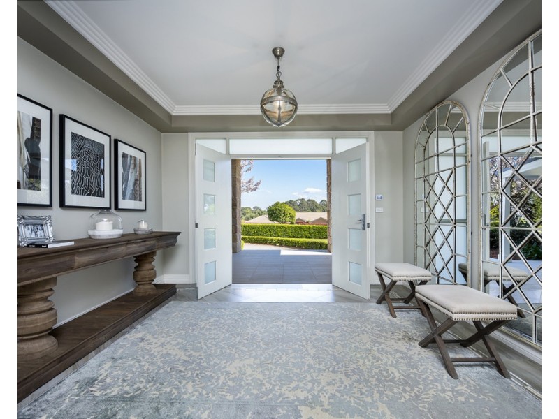 17 Twin Creeks Drive, Luddenham NSW 2745