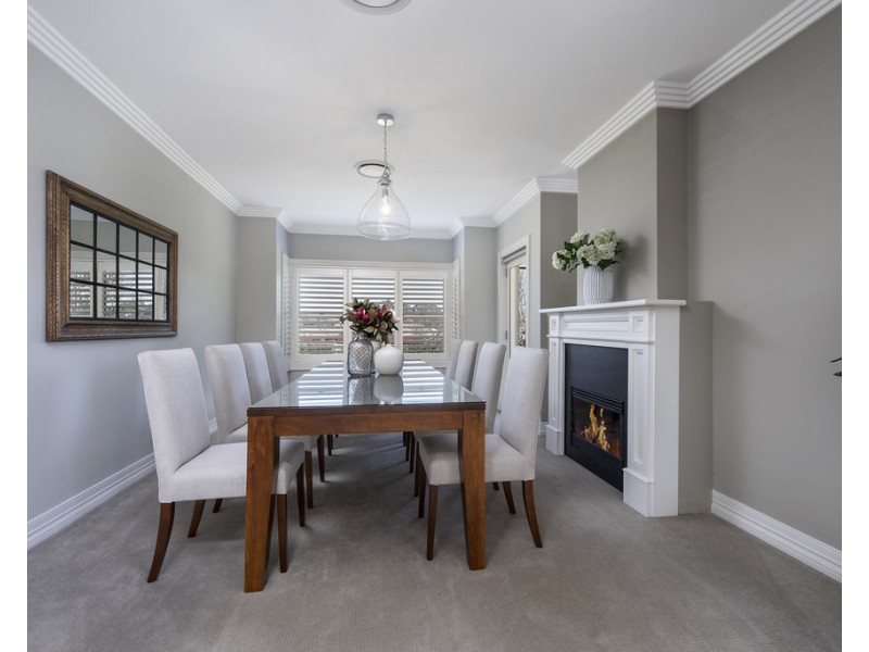 17 Twin Creeks Drive, Luddenham NSW 2745