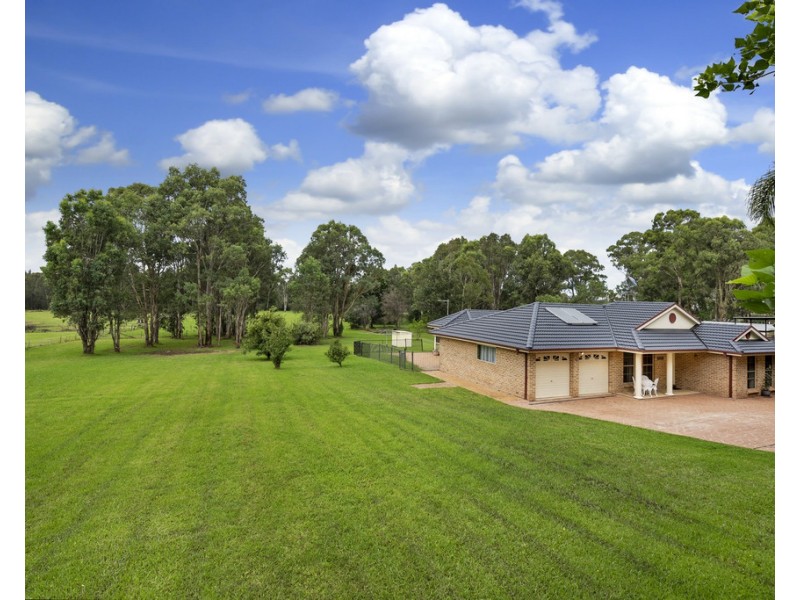 20 Chisholm Road, Catherine Field NSW 2557